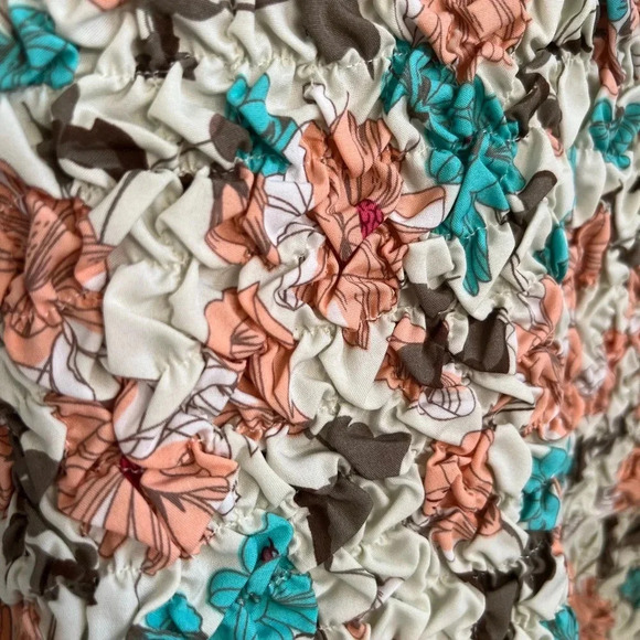 NWT new Anthropologie Dolan printed pebble smocked floral turtleneck large peach - Picture 7 of 16